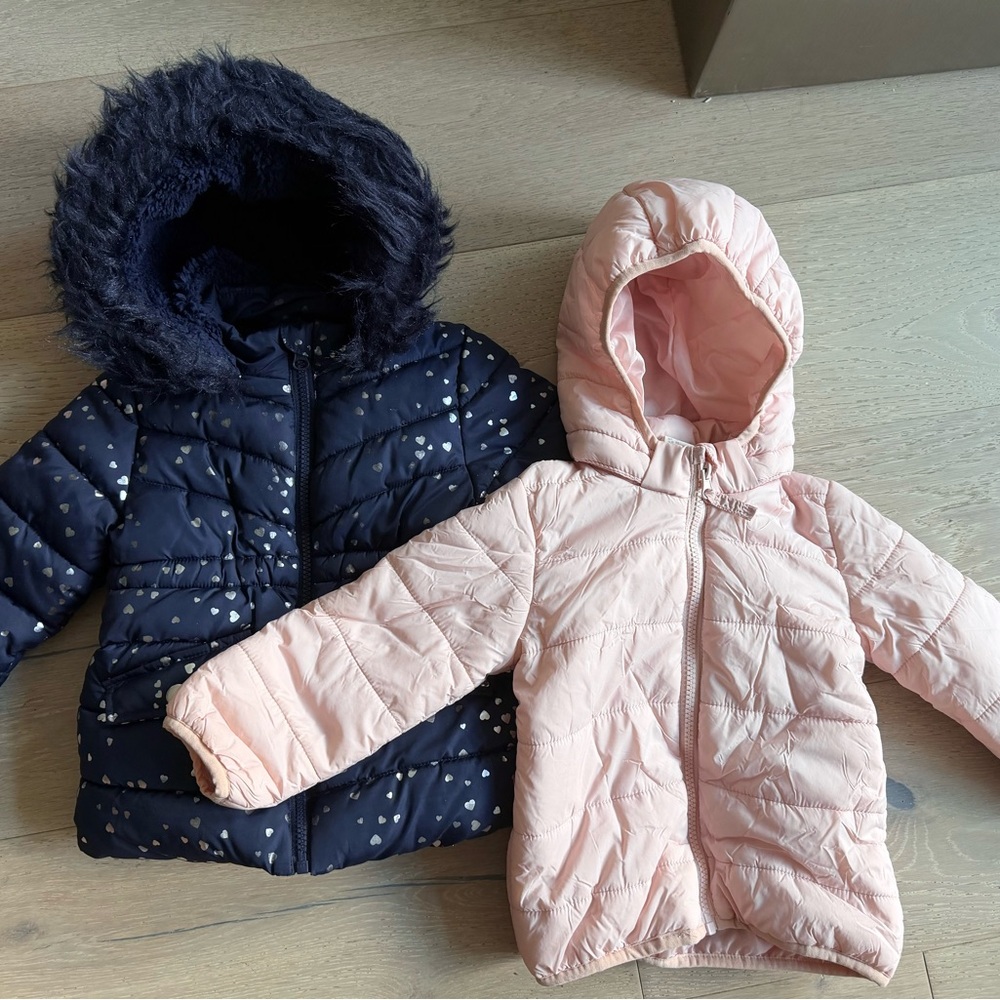 2 Girls Hooded Puffer Jackets - Kids